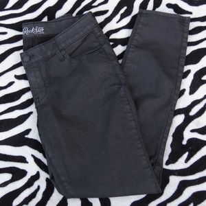 Black Old Navy RockStar jeans